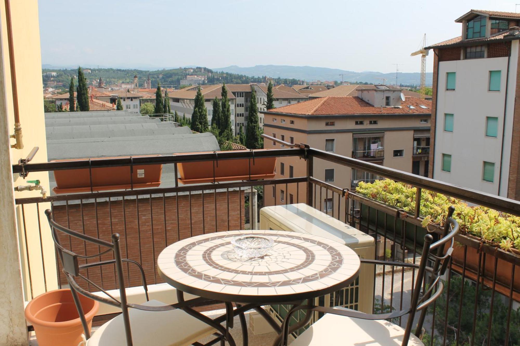 Re Lear Apartment Verona Exterior photo